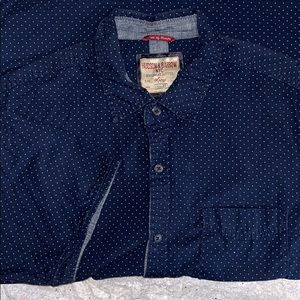 Men’s dress shirt - short sleeve - size L